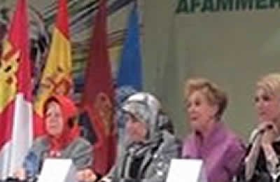 وفد المقاومة الإيرانية يشارك مؤتمر «صوت النساء» الدولي بمدينة «سيودادرئال» الإسبانية