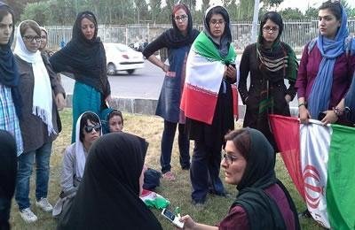 فرض الحظر على حضور المرأة الإيرانية للملاعب للسنة الثالثة