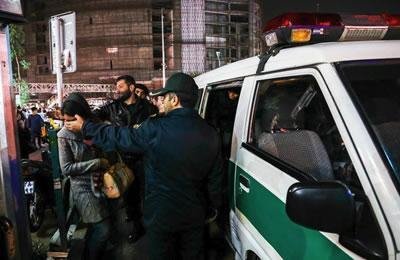 إيران: تأكيد إمام جمعة لمدينة ” شبستان“ على مسئلة الحجاب بأنها سياسية