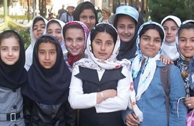 إيران: الدعاية لزواج البنات دون السن القانونية