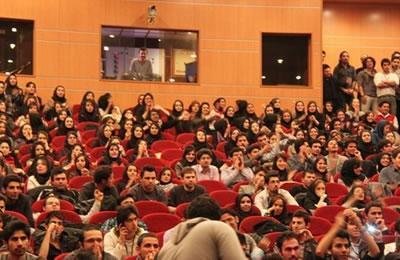 إيران: الفصل والتمييز الجنسي في مراسيم الحداد في شهر المحرم