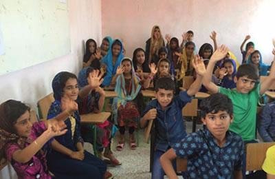 إيران: جلد تلميذات مدارس لعدم منح مساعدات مالية!