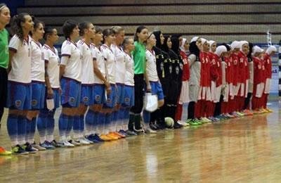 إيران : منع الصحافيات من حضور المباريات النسائية