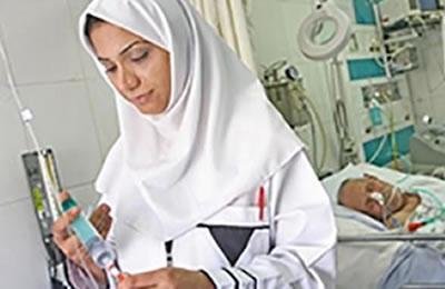 إيران : رواتب الممرضات لا تدفع