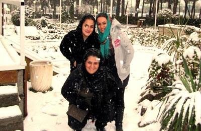 ايران  : تبرئة شقيقات آتنا دائمي