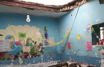 إيران : إصابة طالبة مدرسة بسبب انهيار سقف الصف