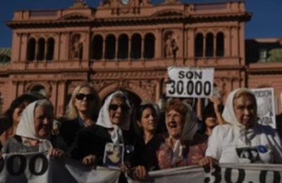 استذكار شهداء آرجنتينا بعد أربعة عقود  بواسطة ”الأمهات الأرجنتينيات“