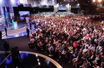 النساء يقدن قوة التغيير من أجل إيران حرة