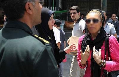 ايران: ممارسة قمع النساء بحجة الحجاب في مدينة همدان