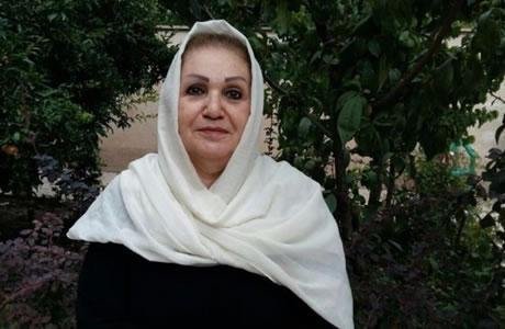 ايران:  اعتقال ” راحلة راحمي بور“ في منزله