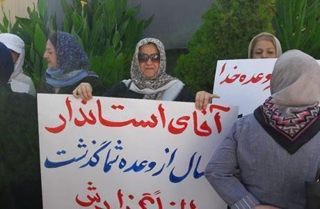 ايران:  تجمع النساء المحتجات في طهران وساري