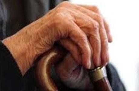 ایران:  تحذير سلطات النظام الإيراني تجاه تغلب نسبة  عدد الطاعنات في السن