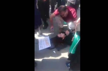 ایران: افتقاد إمرأة شابة مصابة من جراء المظاهرات أقامها المنهوبين أموالهم