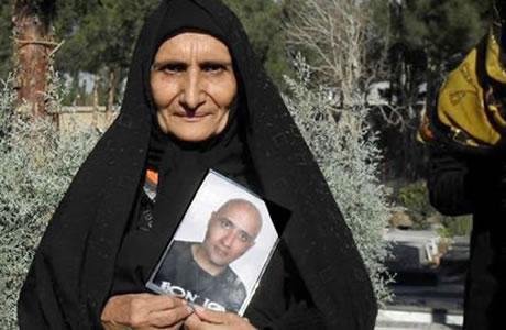 ایران: ” جوهر عشقي “ تبشر الشعب الإيراني بالحرية