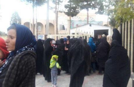 إيران:  مشاركة فعالة للنساء في تجمع احتجاجي لأهالي مدينة كرمان