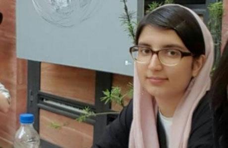 إيران: اعتقال امرأة شابة، طالبة في جامعة طهران