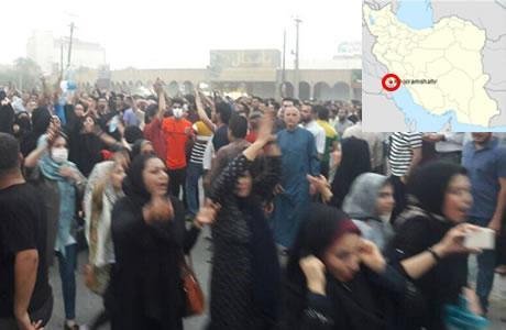 احتجاج نساء بمدينة خرّمشهر