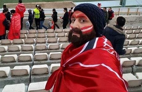 دخول النساء في الملعب
