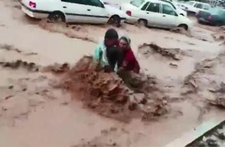 كارثة السيول في 25 محافظة إيرانية