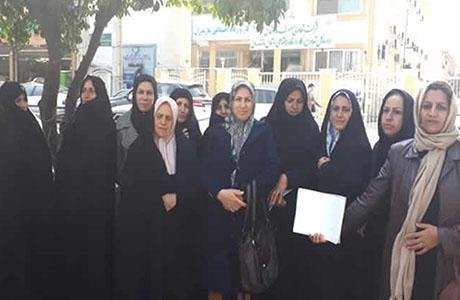 مشاركة النساء في احتجاجات منتسبي المستشفى والمواطنين المنهوبة أموالهم والعمال