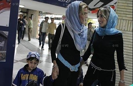 سيئات الحجاب يتم توقيفهن في المطارات ويتم منعهن من السفر