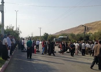 احتجاجات واسعة لمواطنين منكوبين بالزلزال ونساء محرومات بمدينة سربل ذهاب