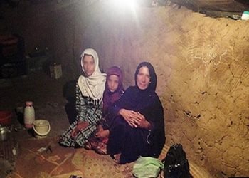 موظفة بلدية تحرق نفسها من شدة الفقر