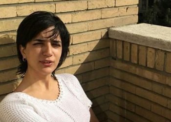 نقل «ليلى حسين زاده» طالبة جامعة طهران إلى سجن إيفين