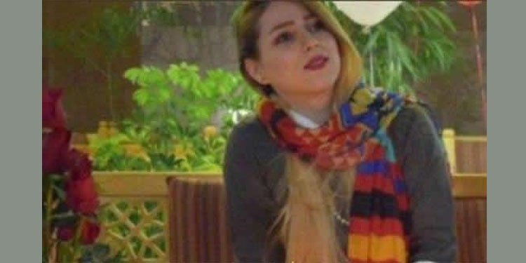 واستشهدت مهناز مهدي زاده أثناء انتفاضة بمدينة كرج 