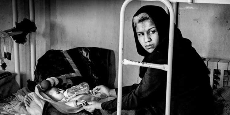 وتجدر الإشارة إلى أنه قد تم إعدام ما لا يقل عن 103 نساء خلال فترة رئاسة روحاني بعد محاكمات غير عادله