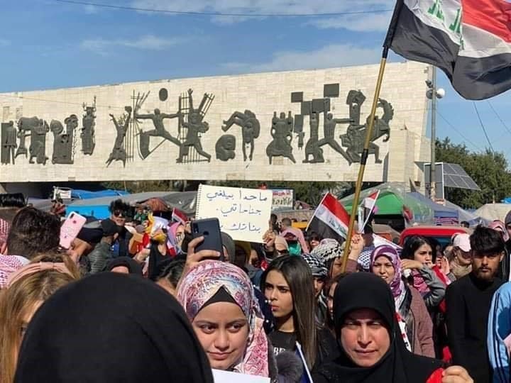 تظاهرت النساء العراقيات في تظاهرة مليونية في بغداد والبصرة 