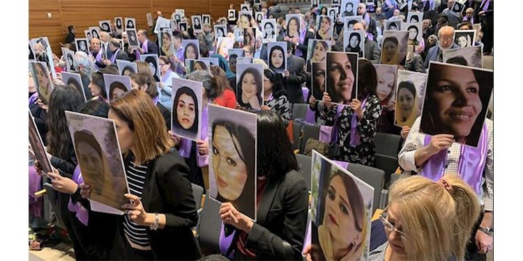 دور المرأة الإيرانية في تحرير إيران 