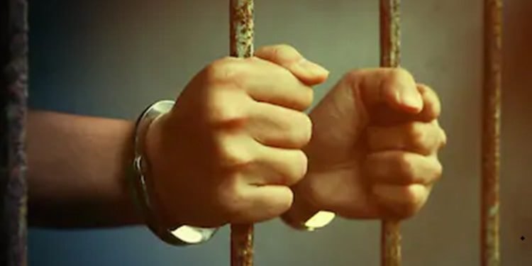 موجة جديدة من الاعتقالات في أنحاء إيران تستهدف النساء والشباب وأسرمنظمة مجاهدي خلق الإيرانية