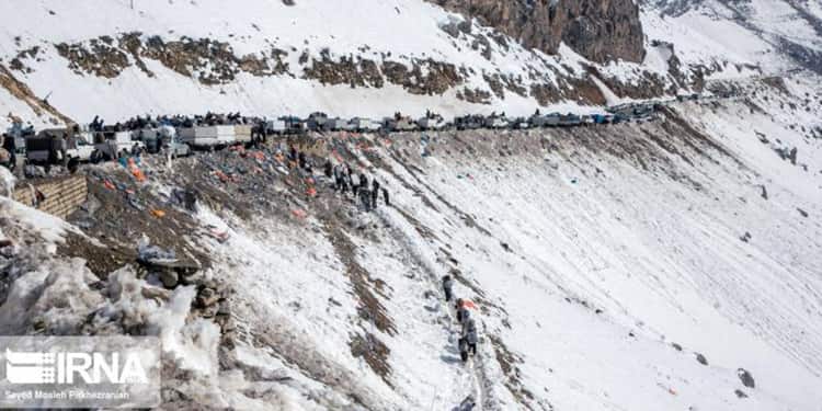 ظروف  النساء العتالات الصعبة للعمل 