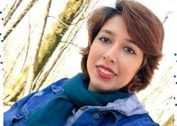 24 حبس على السجينة السياسية صبا كرد أفشاري.. المحكمة العليا ترفض إعادة محاكمتها