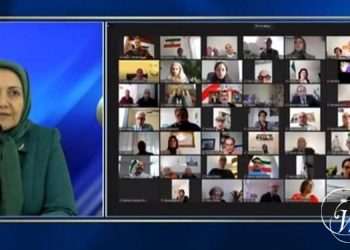 المرأة الإيرانية الشجاعة تستقطب نظرًا لمؤتمر يوم المرأة العالمي في بريطانيا