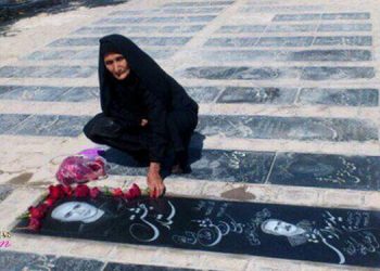 أمهات وأسر الشهداء