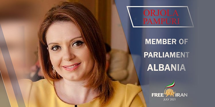 أوريولا بامبوري 