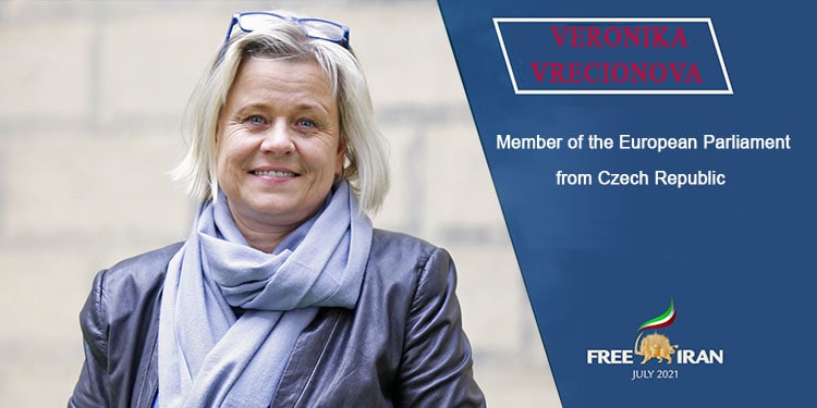 فيرونيكا فيرتشينوفا