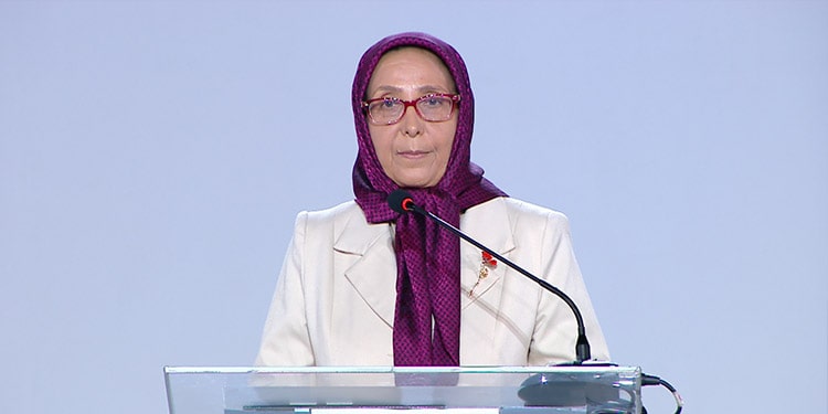 السجينة السياسية السابقة  الطبية ” خديجة آشتياني“