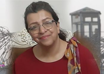 غرامة محبوبة فرحزادي ومنعها من المشاركة في الأنشطة الاجتماعية لمدة عامين