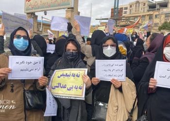 نظم المعلمون والتربويون مظاهرات شاملة فى 116 مدينة و 30 محافظة