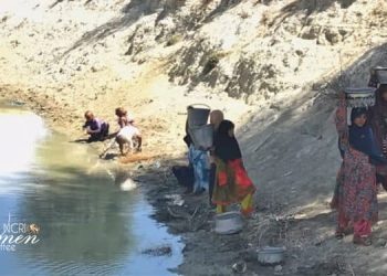هوتك يتربص بأرواح فتيات بلوشستان العطشى؛ وغرق خمسة أطفال في أسبوع واحد