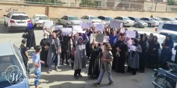 وتجدر الإشارة إلى أن المعتدي اختفى بعد التحرش بعدة نساء أخريات وهو في طريقه للهروب