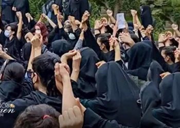 طالبة ثانوية تفقد حياتها خلال هجوم القوات الأمنية