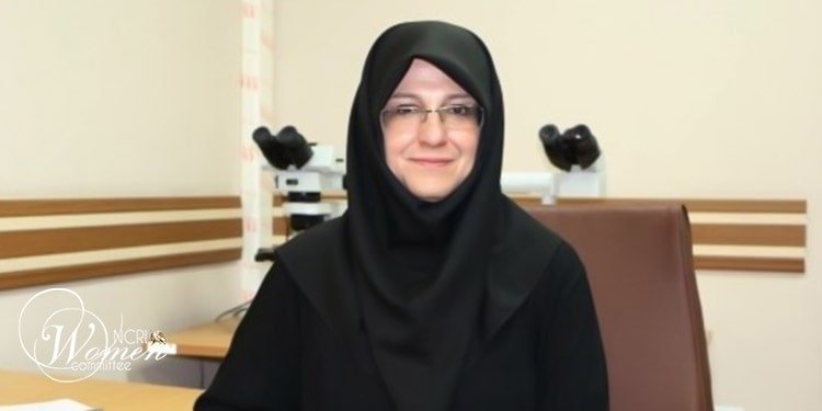 اختطف عناصر مخابرات النظام فاطمة مشهدي عباس طبيبة أسنان وأستاذة مساعدة بالجامعة الوطنية