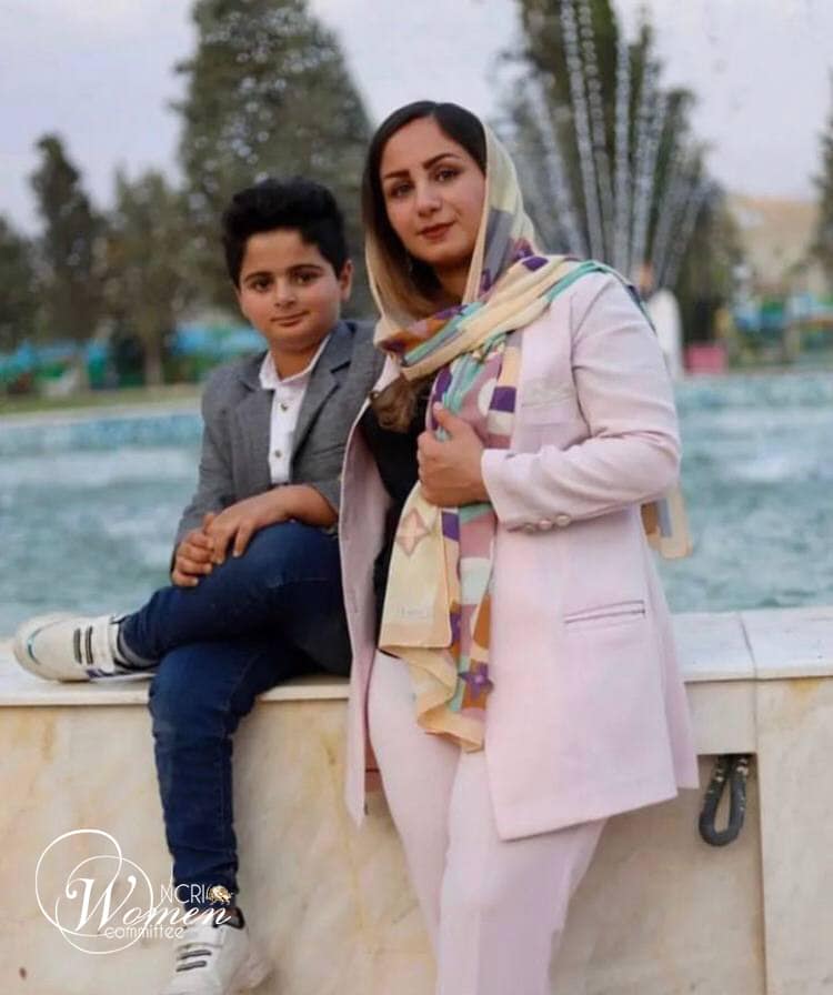 طرد زينب مولايي راد والدة كيان بيرفلك 