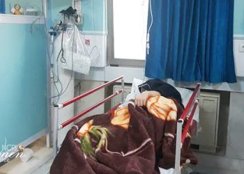 التسمم المتسلسل للطالبات المدارس مسببا لإحتجاج الأهالي