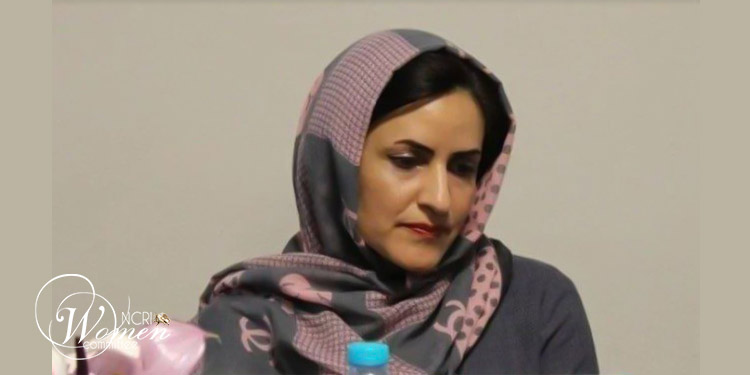 فصل الأساتذة والمعلمين وطرد وتعليق الطلاب المحتجين