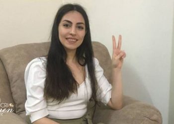 أُقتياد زهرا تيموري إلى الحبس بالإقامة الجبرية بعد أن تتعرض لـ 74 جلدة